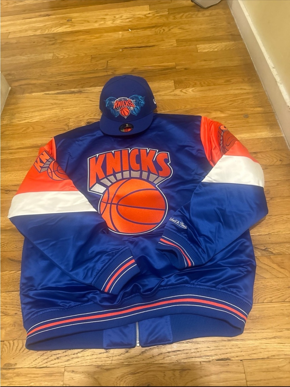 New York Knicks Satin Jacket with Matching Knicks Cap - Blue & Orange size large